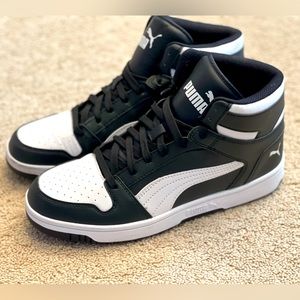 Brand New Puma High Top Sneakers
